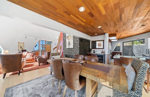 Idyllwild House | Dramatic Geodesic Dome with amazing views, AC, spa and walk to town cold tub