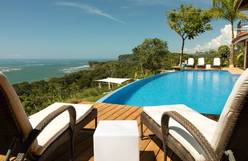 Playa Tortuga House | Dramatic Ocean View and Exclusive Island Beach - Ocean View Suite #1