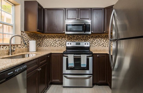 La Grande Princesse Condo | Dramatic Views From This Spacious 1bd/1bth