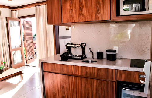 Veloso Condo | Dream Bungalow with Hot Tub on Curral Beach