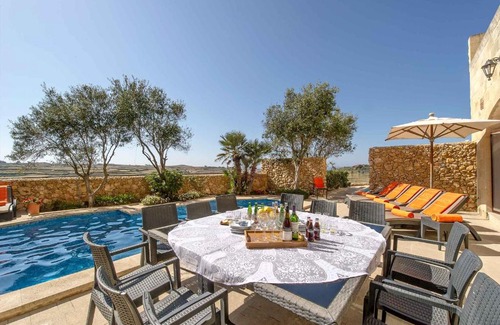 Ta' Għammar House | Dream by Hamlet Holiday Home