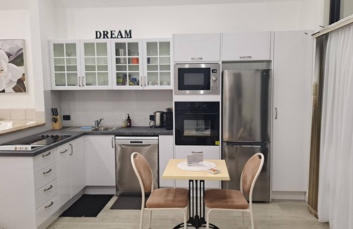 Eagle Heights Ski Chalet | Dream Chalet on Gallery Walk with kitchen fireplace spa 55" TV Wifi
