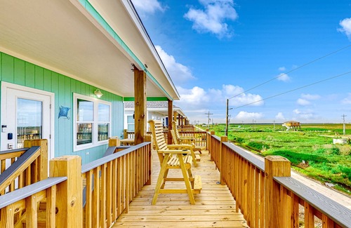 Gilchrist House | Dream | Gulf Views | Furnished Deck | Sleeps 7