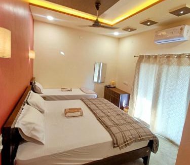 Kamalapur House | Dream Hampi Villa & Home Stay