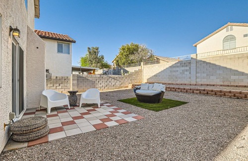 Spring Valley House | Dream Home Comfy 3 BD in Las Vegas. 10 minutes to stadiums, Strip, and more!