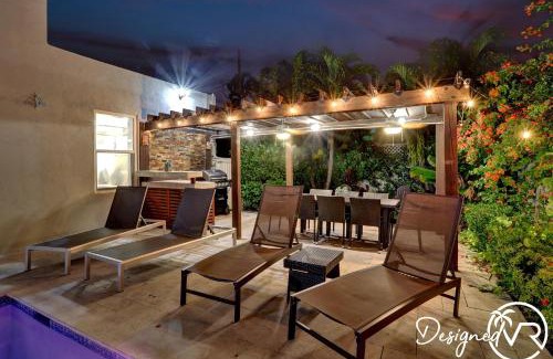 Hollywood Lakes House | Dream House 5 Bedroom w Amazing Heated POOL