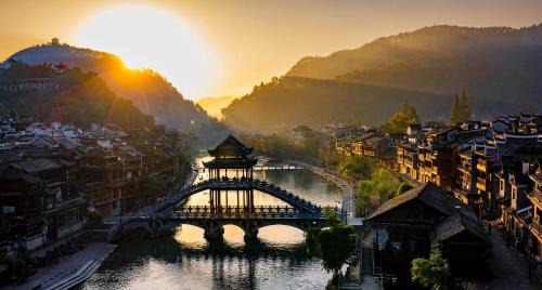 Fenghuang House | Dream in Fenghuang