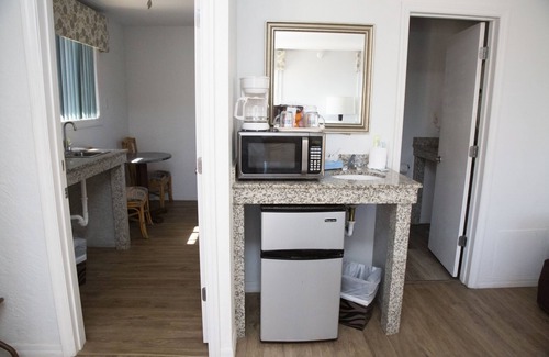 Daytona Beach Shores Hotel | Dream Inn