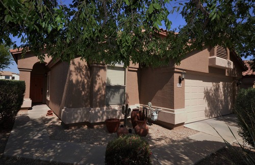 San Tan Valley House | Dream it, Find it, Love it ! This Arizona Getaway Has it All!