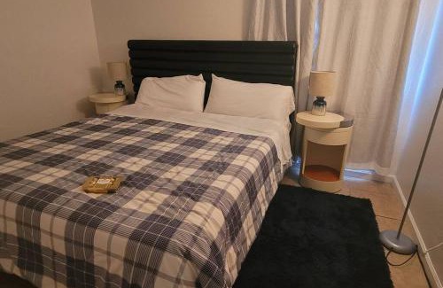 Las Vegas Apartment | Dream King Bed-2BD-12 min to Strip