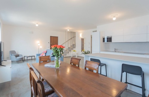 Lezzeno Apartment | Dream Lake Apartment 2