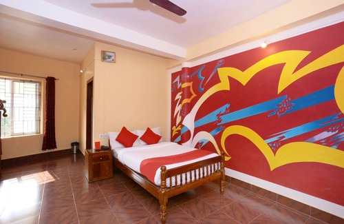 Elappara Hotel | Dream Land Hill Residency