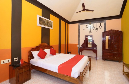 Elappara Hotel | Dream Land Hill Residency