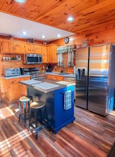 Grassy Creek House | Dream Mountain Delight