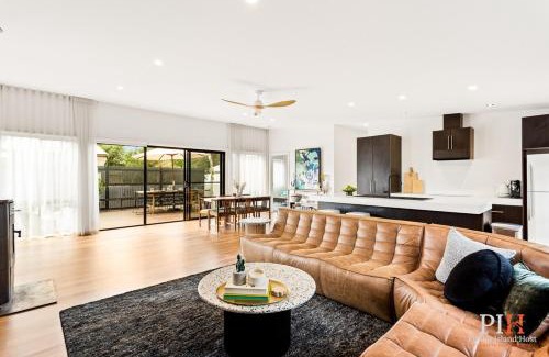 Cape Woolamai House | Dream Vacation Home 3 Bdr 2 Ba