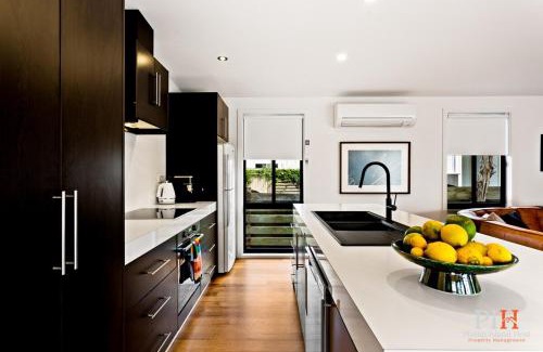 Cape Woolamai House | Dream Vacation Home 3 Bdr 2 Ba