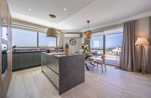Mellieha Apartment | Dream Vacation with Private Pool BBQ and breathtaking sunrise and sunset views