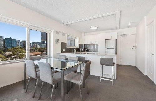 Kirribilli Apartment | Dream Views of Sydney CBD