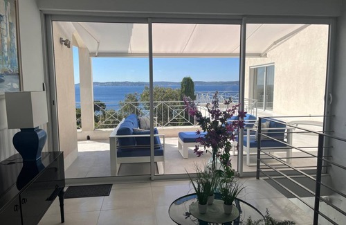 Sainte-Maxime Villa | Dream villa Primerose, breathtaking sea view, airco, heated pool, sea 300m.