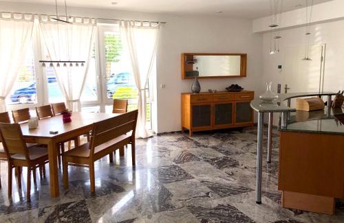Weil am Rhein Apartment | Dreamapartment La Vigna Living mit eigenem Aussenpool & Sauna - Weil am Rhein