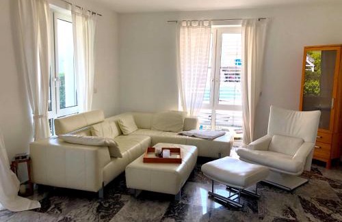 Weil am Rhein Apartment | Dreamapartment La Vigna Living mit eigenem Aussenpool & Sauna - Weil am Rhein