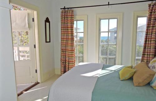 Seaside House | Dreamboat