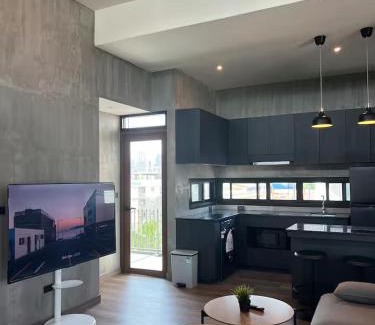 Hoan Kiem Apartment | DreamCatcher Dwellings
