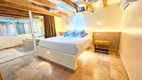 Carmen Hotel | Dreamcatcher Luxury