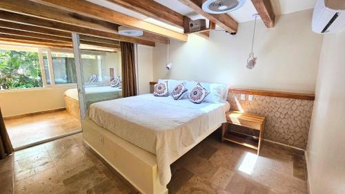 Carmen Hotel | Dreamcatcher Luxury