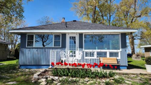 Kingsville House | Dreamcatcher Lake House