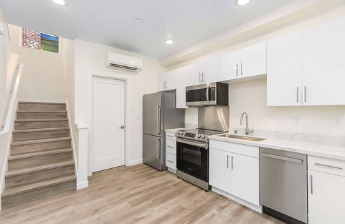 Capitol Hill Apartment | Dreamfyre's Ancient Dragon Horn Sweet Suite