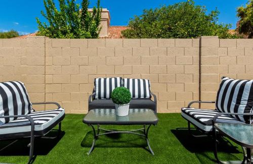 Park Center Place House | Dreaming in the Desert