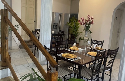 Robins Bay Apartment | Dreaming in the Sun Getaway