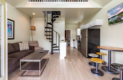 Jacksboro Cottage | Dreaming of your summer vacation?