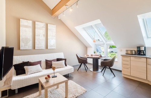 Bensheim Apartment | Dreamlike sleeping suite "Cappuccino" in the wine region between Frankfurt and Heidelberg