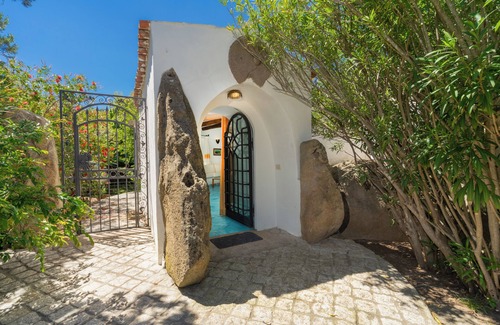 Porto Rotondo House | Dreamlike Villa with Terrace, Wi-Fi and Air Conditioning