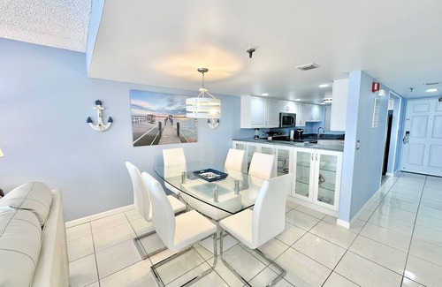 Ormond Beach Condo | Dreams Come True! Charming 2-bedroom beachfront condo in delightful Ormond Beach
