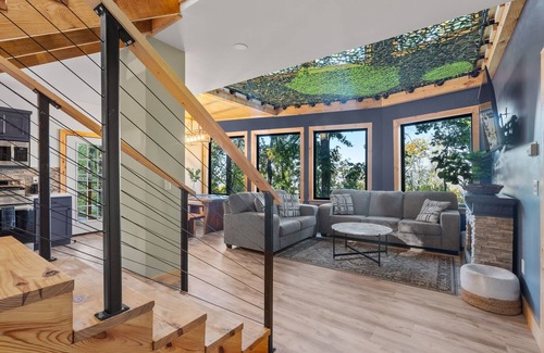 Wildwood House | Dreams of Spring at Magnolia Treehouse!