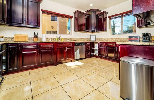Inglewood House | Dreamscape LA - Main House Only