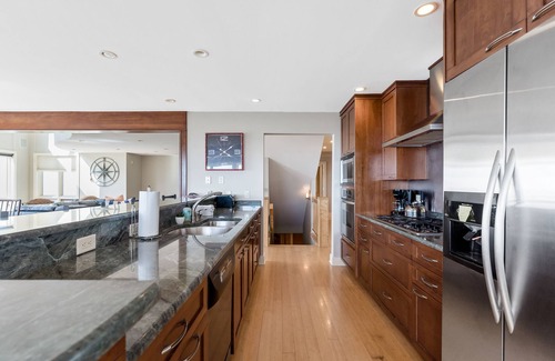 Spring Lake House | Dreamview | 4 Bed, 3.5 Bath