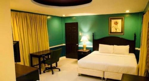 Pansol Resort | Dreamwave Resort Laguna