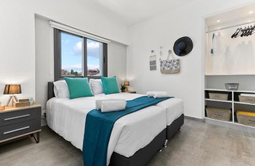 Paphos Apartment | Dreamy 2 bed apartment by the sea