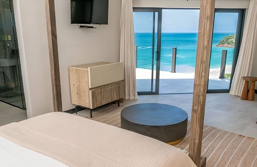Fryes Beach Hotel | Dreamy 2 Bedroom Sea-View Getaway Ideal for Quiet Holidays Near Ffryes Beach