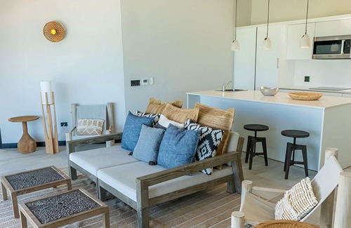 Fryes Beach Hotel | Dreamy 2 Bedroom Sea-View Getaway Ideal for Quiet Holidays Near Ffryes Beach