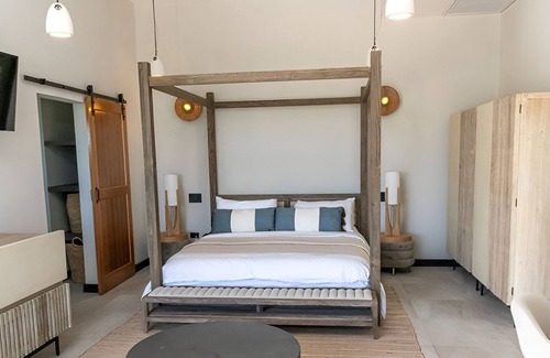 Fryes Beach Hotel | Dreamy 2 Bedroom Sea-View Getaway Ideal for Quiet Holidays Near Ffryes Beach