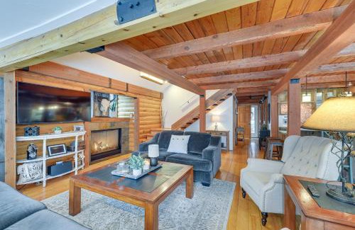 Alpine House | Dreamy Alpine Cabin with Hot Tub, Fireplace and More!