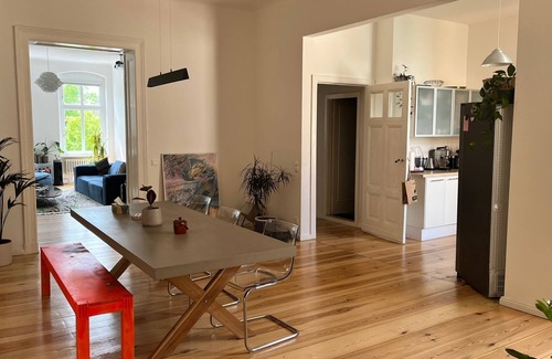 Kreuzberg Condo | Dreamy and Spacious Old Building in Kreuzberg, 130 sqm