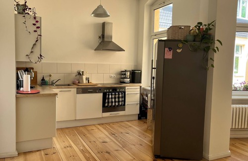 Kreuzberg Condo | Dreamy and Spacious Old Building in Kreuzberg, 130 sqm