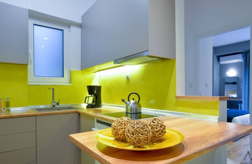 Thissio Apartment | Dreamy apartment in Thission, near Acropolis.