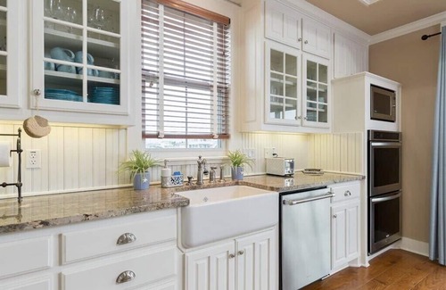 Red Fish Cove House | Dreamy Beachside 4 Bedroom All Suite w/Gorgeous Views in Pointe West, Galveston